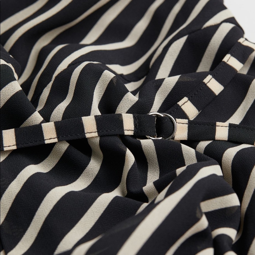 H&M Ankle Length Striped Chiffon Jumpsuit NWT - Picture 4 of 7
